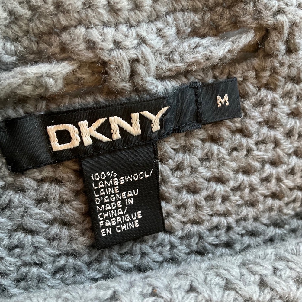 DKNY Crochet Skirt Womens M Gray Lambswool Scalloped Hem Drawstring Mini Skirt - Picture 4 of 5
